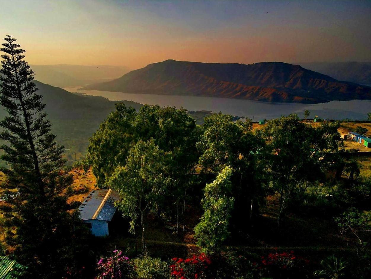 Valleycrest Villa With Swimming Pool Mahābaleshwar Eksteriør billede